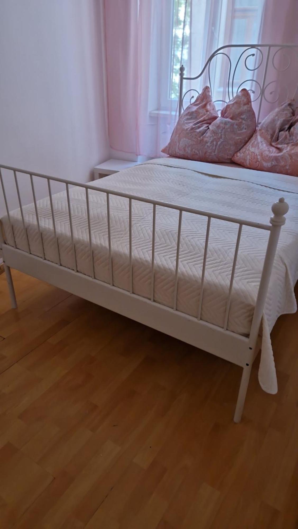 Apartament 131 *